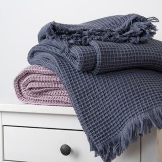 Плед Прикосновение 180x140 с бахромой Плед Прикосновение 180x140 с бахромой