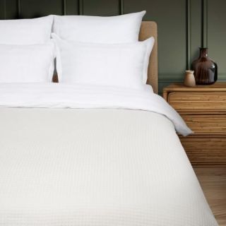 Покрывало жаккардовое Изысканный минимализм Покрывало жаккардовое Изысканный минимализм