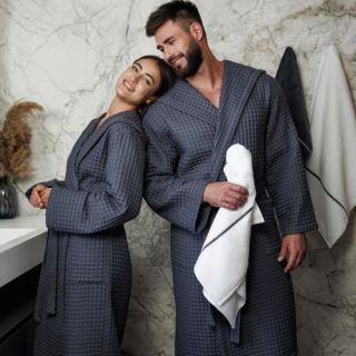 Халат вафельный Основа комфорта универсальный с капюшоном (рельефный) Халат вафельный Основа комфорта универсальный с капюшоном (рельефный)