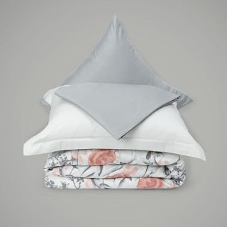 Cleanelly – Комплект постельного белья Цветочная магия в подарочной упаковке , размер Евро Cleanelly – Комплект постельного белья Цветочная магия в подарочной упаковке , размер Евро