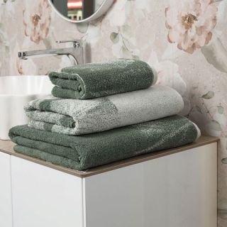 Полотенце махровое Ирида с петелькой Полотенце махровое Ирида с петелькой