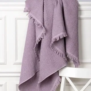 Плед Прикосновение 180x140 с бахромой Плед Прикосновение 180x140 с бахромой