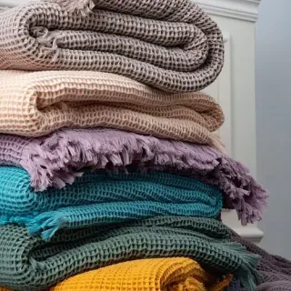 Плед Тепло 170x130 с бахромой Плед Тепло 170x130 с бахромой