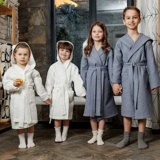 Халат вафельный детский Радость с капюшоном Халат вафельный детский Радость с капюшоном