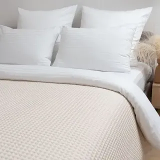 Покрывало рельефное Натуральная гормония в подарочной упаковке Покрывало рельефное Натуральная гормония в подарочной упаковке