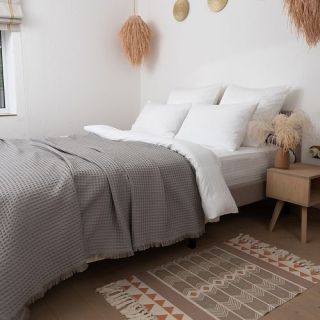 Покрывало рельефное Натуральная гормония в подарочной упаковке Покрывало рельефное Натуральная гормония в подарочной упаковке