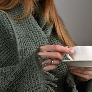 Плед Прикосновение 180x140 с бахромой Плед Прикосновение 180x140 с бахромой