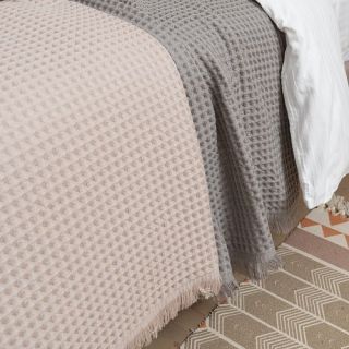 Покрывало рельефное Натуральная гормония в подарочной упаковке Покрывало рельефное Натуральная гормония в подарочной упаковке