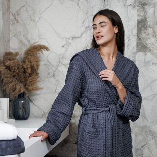 Халат вафельный Основа комфорта универсальный с капюшоном (рельефный) Халат вафельный Основа комфорта универсальный с капюшоном (рельефный)