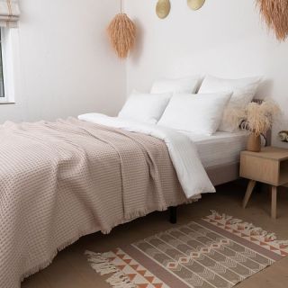 Покрывало рельефное Натуральная гормония в подарочной упаковке Покрывало рельефное Натуральная гормония в подарочной упаковке