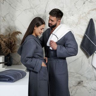 Халат вафельный Основа комфорта универсальный с капюшоном (рельефный) Халат вафельный Основа комфорта универсальный с капюшоном (рельефный)