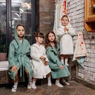 Халат вафельный детский Радость с капюшоном Халат вафельный детский Радость с капюшоном
