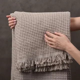 Плед Трепет 170x130 с бахромой Плед Трепет 170x130 с бахромой