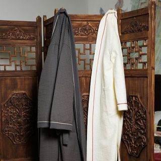 Халат гладкотканый Современный винтаж женский с рельефной клеткой Халат гладкотканый Современный винтаж женский с рельефной клеткой