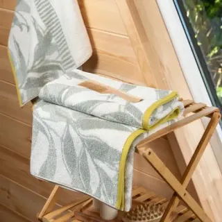 Полотенце махровое бамбуковое Natura della vita с петелькой Полотенце махровое бамбуковое Natura della vita с петелькой