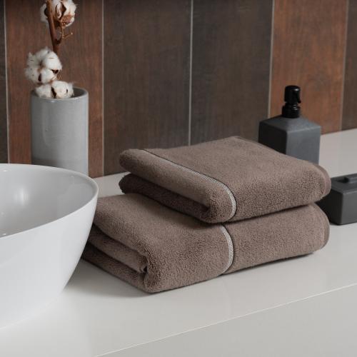 Cleanelly – Полотенце махровое Base del comfort с петелькой, коричневый
